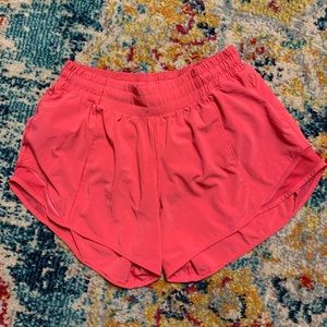 Lululemon Hotty Hot Shorts - Size 6